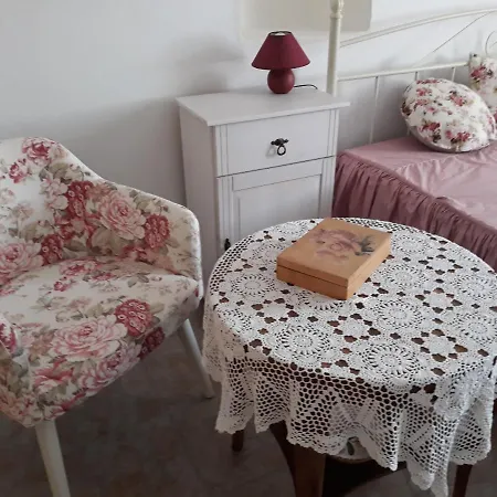 Szep Julis Vendeghaz *