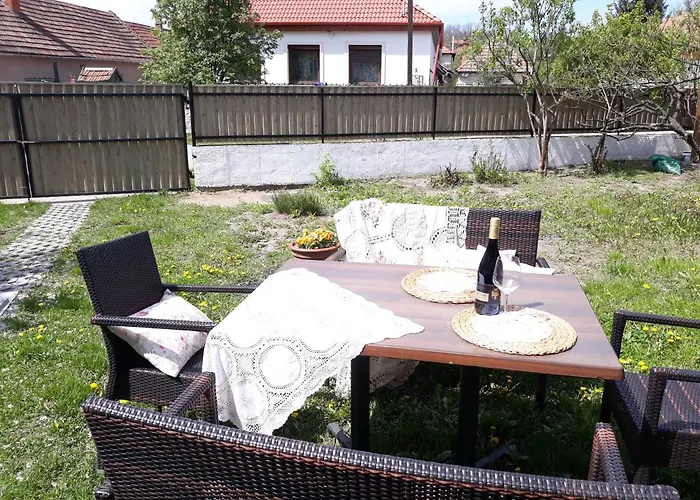 Szep Julis Vendeghaz