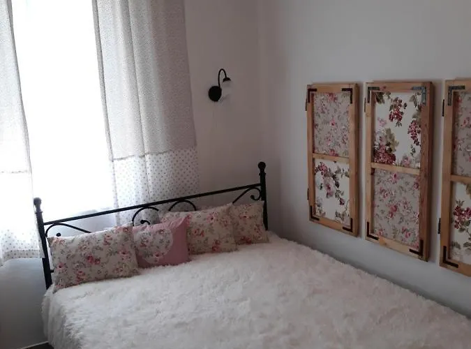 Szep Julis Vendeghaz *